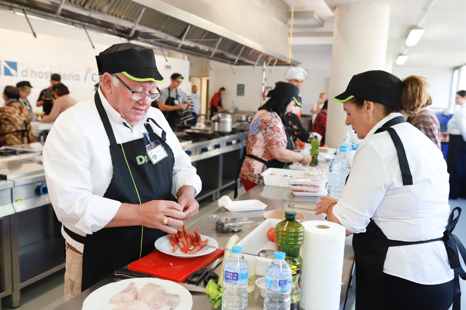 Supermercados Dialprix Celebra El Talento Culinario De Nuestros Mayores