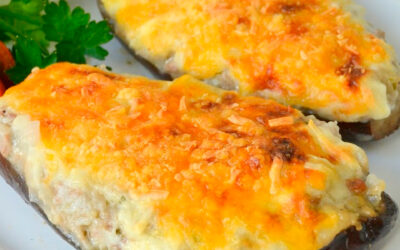 Berenjenas rellenas con picadillo de setas y pollo