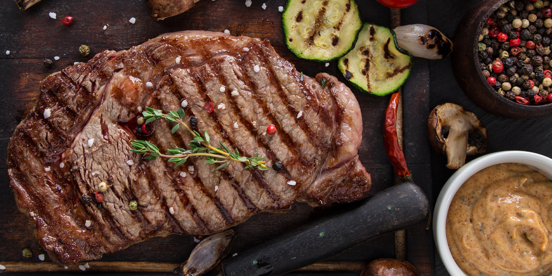 Cómo conseguir el chuletón más sabroso en casa. Las mejores verduras de guarnición
