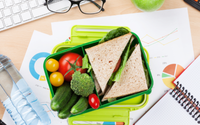 Comer en la oficina sano