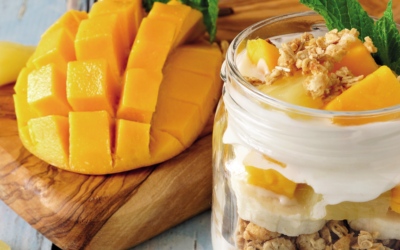 Vasitos de fruta y yogurt