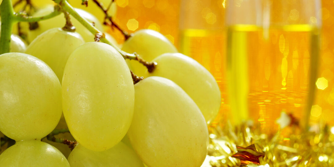 Guía completa para comer las uvas en fin de año: tipos de uva, tradición y tips para sobrevivir a una Nochevieja única